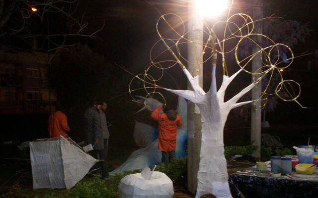 Estamos feitos num oito
Estamos feitos num oito