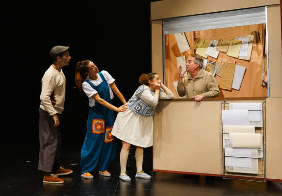 Num Abril e Fechar de Olhos
Num Abril e Fechar de Olhos