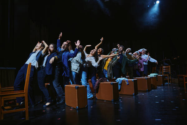 Come From Away
Come From Away
